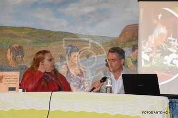 Pasacalles y pregón en el arranque de las fiestas de San José de Las Longueras (Foto Antonio Alí)
